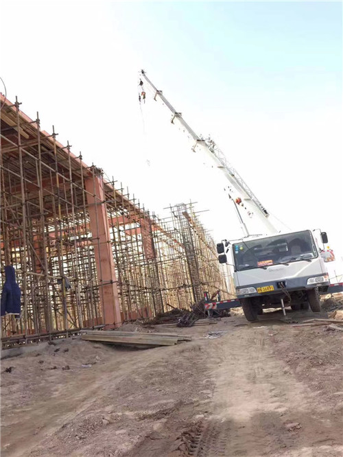 吉林市吊车作业的安全注意事项有哪些？