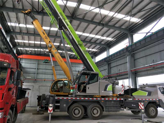 吉林市高空车出租需要注意哪些安全事项？