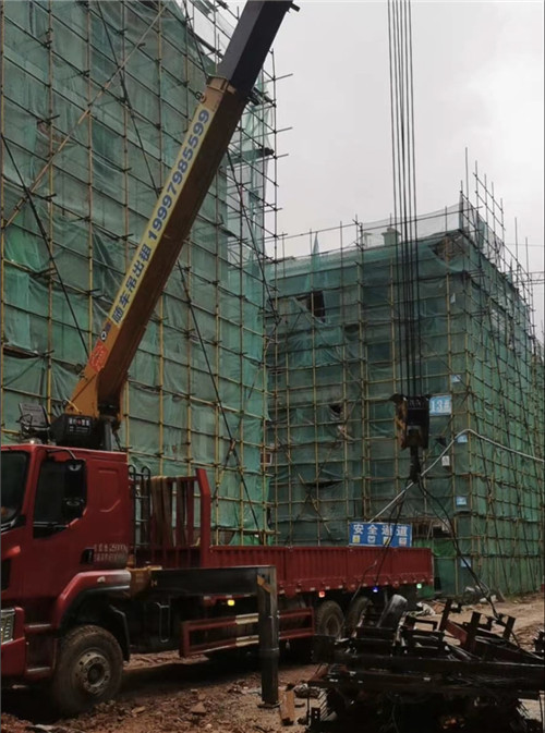 吉林市“慢工细活”—— 吊车的 “微动控制” 技术